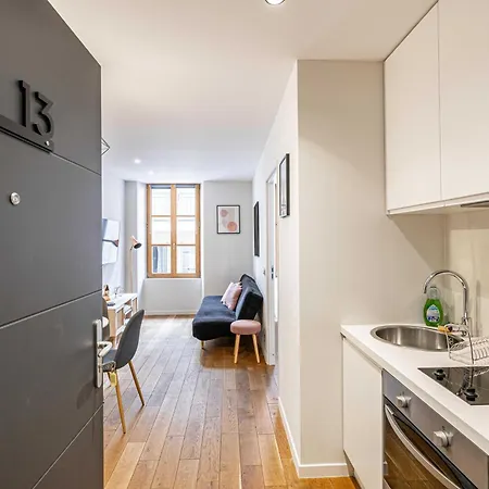 Magnificent Renovated 2 - 1br3p * Cannes